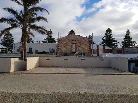 Pier Hotel Port Lincoln - Northern Rivers Accommodation 31