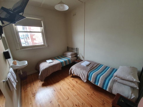 Pier Hotel Port Lincoln - Northern Rivers Accommodation 25