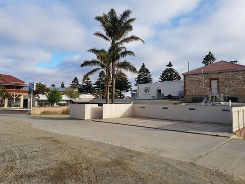Pier Hotel Port Lincoln - Northern Rivers Accommodation 32