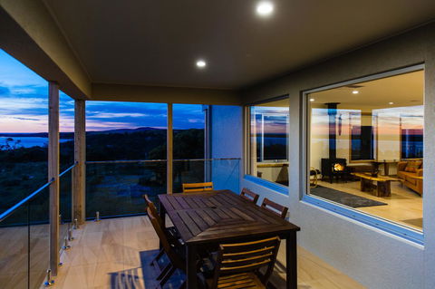 Southern Ocean Lookout - Northern Rivers Accommodation 13