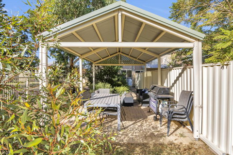 The Lighthouse - Port Willunga - C21 SouthCoast Holidays - Northern Rivers Accommodation 14