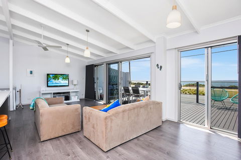 Sorrento - Aldinga Beach - Northern Rivers Accommodation 4