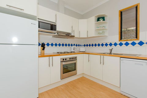 Desert Pea - Northern Rivers Accommodation 6