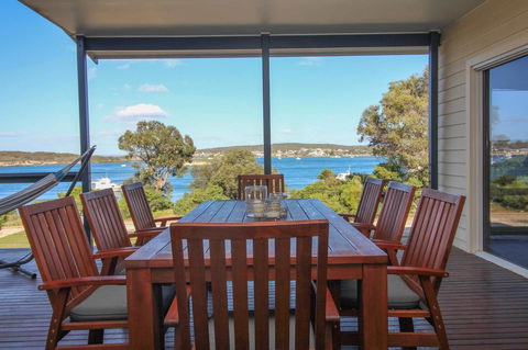 Waterfront On Osprey - Northern Rivers Accommodation 20