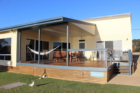 Waterfront On Osprey - Northern Rivers Accommodation 0