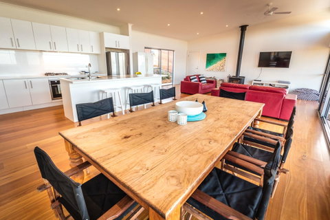 Middle River Beach House - East & West House - Northern Rivers Accommodation 3
