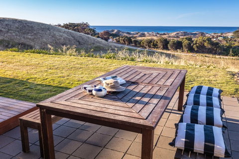 Middle River Beach House - East & West House - Northern Rivers Accommodation 1