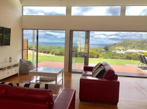 Middle River Beach House - East & West House - Northern Rivers Accommodation 20