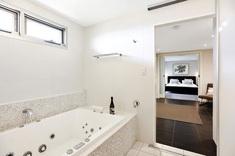 Esplanade Escape - Northern Rivers Accommodation 23