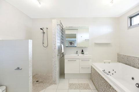 Esplanade Escape - Northern Rivers Accommodation 22