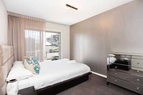 Esplanade Escape - Northern Rivers Accommodation 13