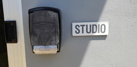 2 Austinmer Studio - Northern Rivers Accommodation 11