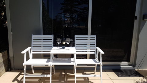 2 Austinmer Studio - Northern Rivers Accommodation 4