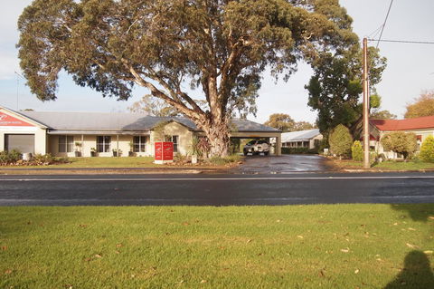 Alexander Cameron Suites - Northern Rivers Accommodation 0