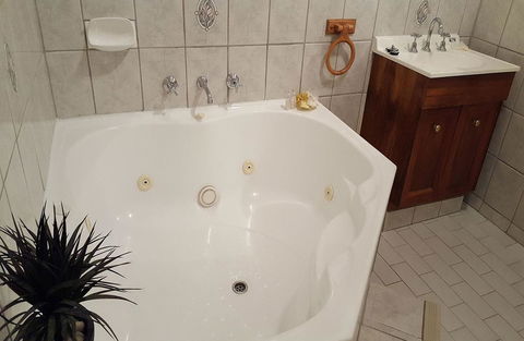 Ruby\'s Cottage - Northern Rivers Accommodation 7