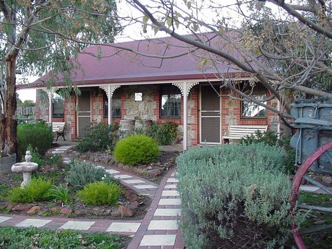 Langmeil Cottages - Northern Rivers Accommodation 10