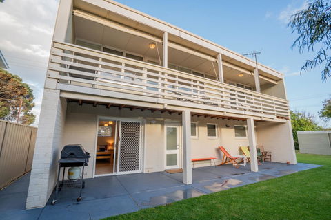 Aldinga Beach Break - C21 SouthCoast Holidays - Northern Rivers Accommodation 13
