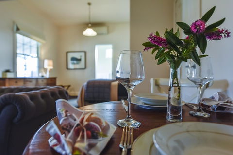 Railway Cottage In Beachport - Northern Rivers Accommodation 5