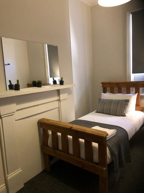 Cornwall Hotel - Northern Rivers Accommodation 15