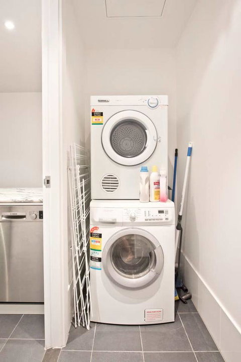 Luxury City Apt With Pool, Gym, Spa, Netflix - Northern Rivers Accommodation 8