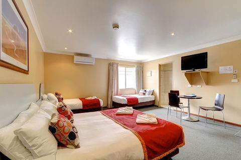 Victoria Hotel Strathalbyn - Northern Rivers Accommodation 16