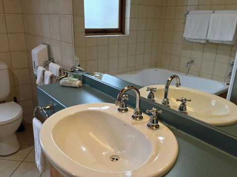 Coonawarra Place Motor Inn - Northern Rivers Accommodation 44