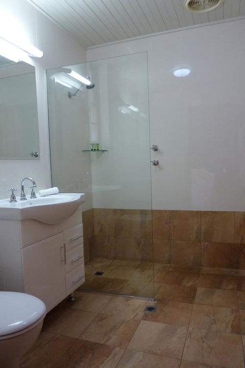 Coonawarra Place Motor Inn - Northern Rivers Accommodation 13