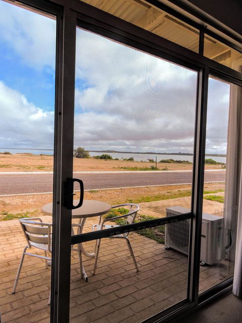 Highway One Motel - Northern Rivers Accommodation 12