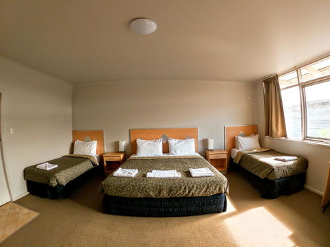 Highway One Motel - Northern Rivers Accommodation 1