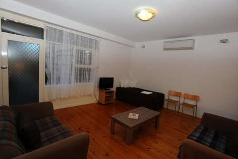 Glenelg Holiday Apartments-Ellis - Northern Rivers Accommodation 7
