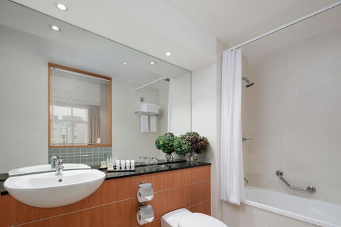 Rydges Newcastle - Northern Rivers Accommodation 14