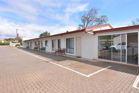 Motel Poinsettia - Northern Rivers Accommodation 9