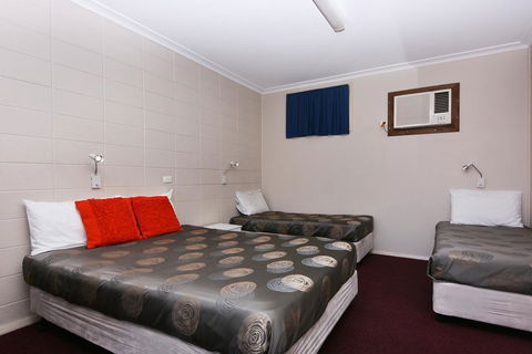 Motel Poinsettia - Northern Rivers Accommodation 20