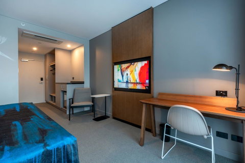 The Adnate Perth - Art Series - Northern Rivers Accommodation 12