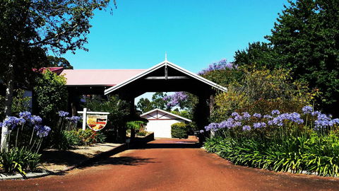 Karri Forest Motel - Northern Rivers Accommodation 28