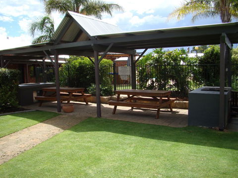Dunsborough Central Motel - Northern Rivers Accommodation 4
