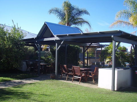 Dunsborough Central Motel - Northern Rivers Accommodation 14