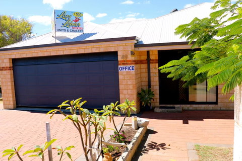 Lazy Lobster Holiday Units & Chalets - Northern Rivers Accommodation 17