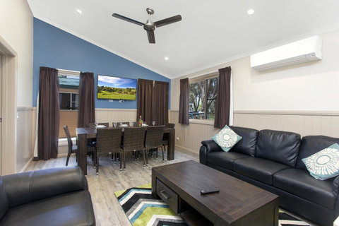 Armidale Tourist Park - Northern Rivers Accommodation 0