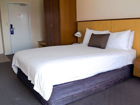 Ocean Beach Hotel - Northern Rivers Accommodation 2