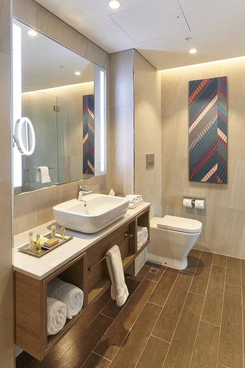 Doubletree By Hilton Perth Northbridge - Northern Rivers Accommodation 13