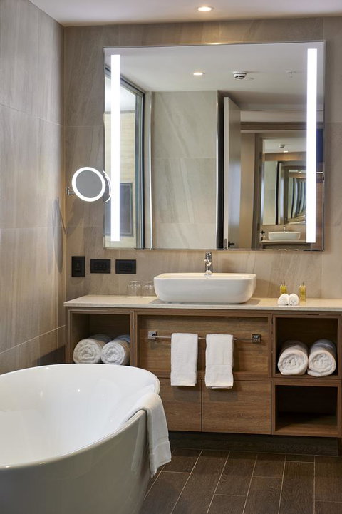 Doubletree By Hilton Perth Northbridge - Northern Rivers Accommodation 17