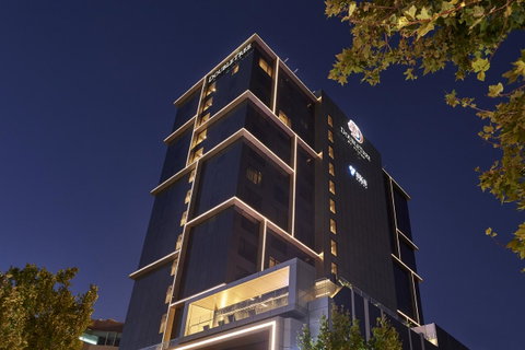 Doubletree By Hilton Perth Northbridge - Northern Rivers Accommodation 5