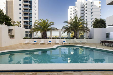 Pan Pacific Perth - Northern Rivers Accommodation 13