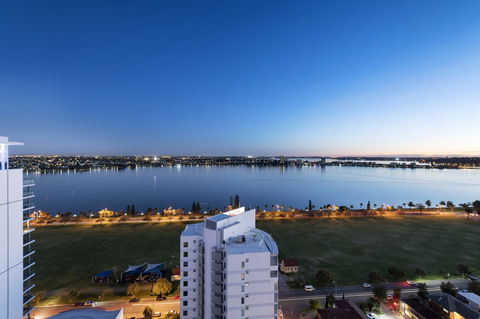 Pan Pacific Perth - Northern Rivers Accommodation 7
