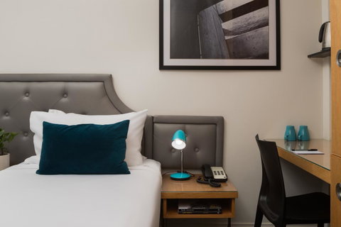 Pensione Hotel Perth - Northern Rivers Accommodation 9