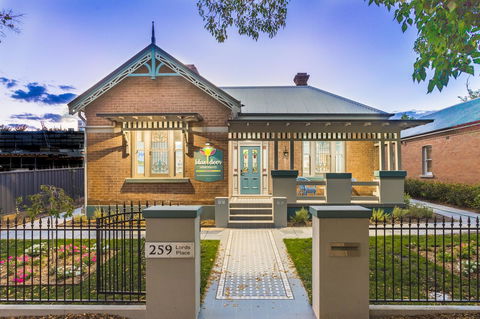 Blue Door Apartments - Northern Rivers Accommodation 0