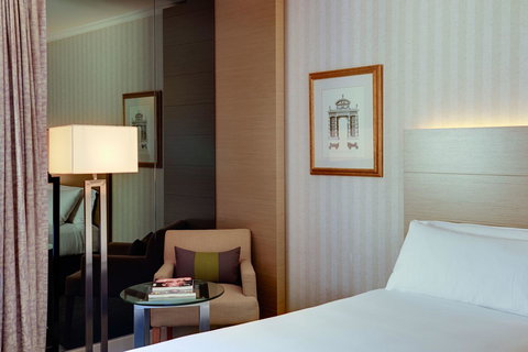 Parmelia Hilton Perth - Northern Rivers Accommodation 23