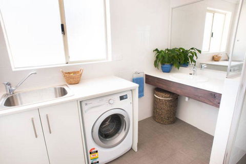 Starboard Views Kalbarri - River Front Apartment - Northern Rivers Accommodation 7