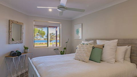 Starboard Views Kalbarri - River Front Apartment - Northern Rivers Accommodation 4